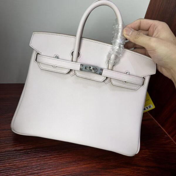 Birkin 25 Saddle stitch authentic hand-sewn Rose Sakura Swift Leather with Palladium/Gold HardwareHand stitched Handcrafted