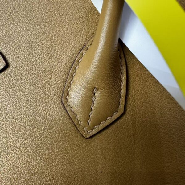 Birkin 25 Biscuit color Jean Swift Palladium Hardware Entirely hand-stitched Original factory leather