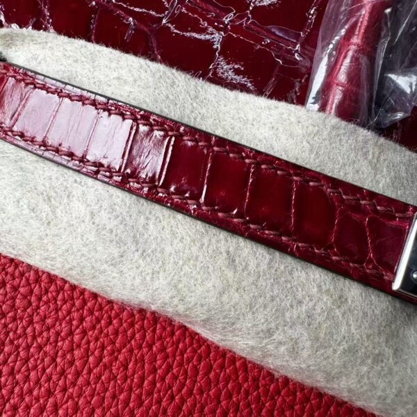 Birkin  25 Hand stitched Rouge Vif Touch Niloticus Crocodile Birkin 25 PHW  Handcrafted Saddle stitch authentic hand-sewn