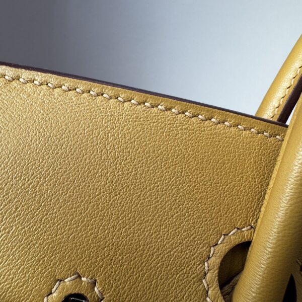 Birkin 25 Biscuit color Jean Swift Palladium Hardware Entirely hand-stitched Original factory leather