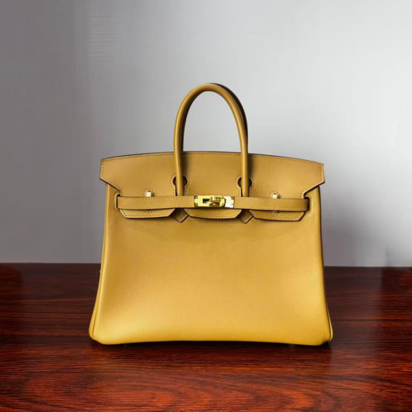 Birkin 25 Biscuit color Jean Swift GOLD Hardware Entirely hand-stitched Original factory leather 1 Birkin 25 Biscuit color Jean Swift GOLD Hardware Entirely hand-stitched Original factory leather