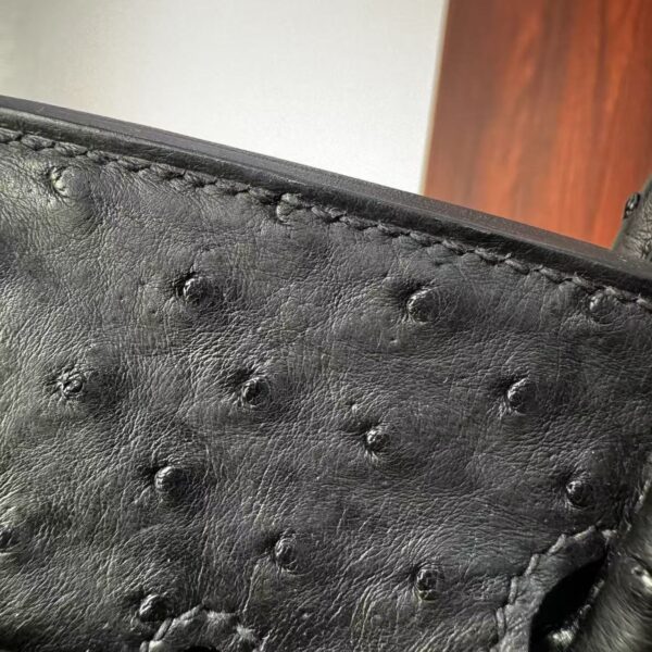 Birkin25 Black Ostrich with Gold Hardware authentic hand-sewn