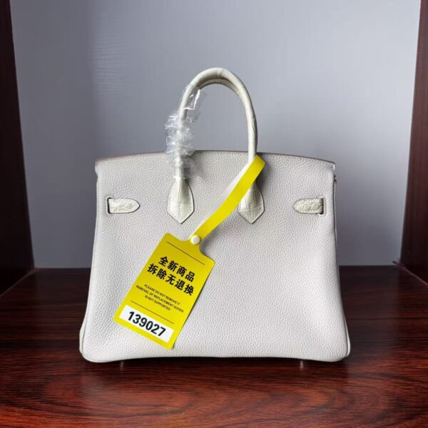 Birkin 25 Glacier White, Matte Alligator, Silver Hardware Hand stitched authentic hand-sewn sophisticated