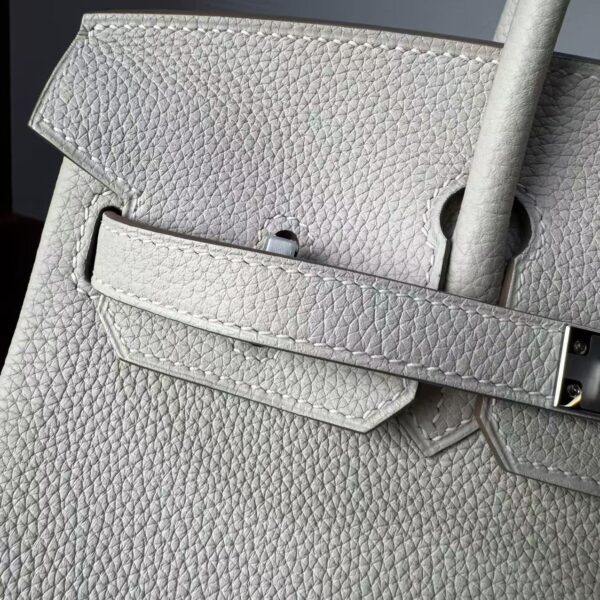 Birkin 25  Saddle stitch authentic hand-sewn Togo Leather in Milkshake White with Silver Hardware Hand stitched Handcrafted Birkin 25  Saddle stitch