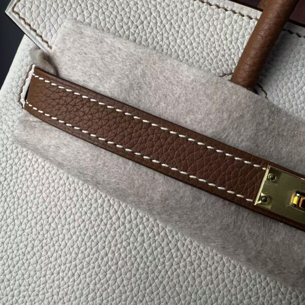 Birkin 25 Handcrafted authentic hand-sewn Togo Leather in Milkshake White & Gold, Gold Hardware Hand stitched Saddle stitch 6 Birkin 25 Handcrafted authentic hand-sewn Togo Leather in Milkshake White & Gold, Gold Hardware Hand stitched Saddle stitch