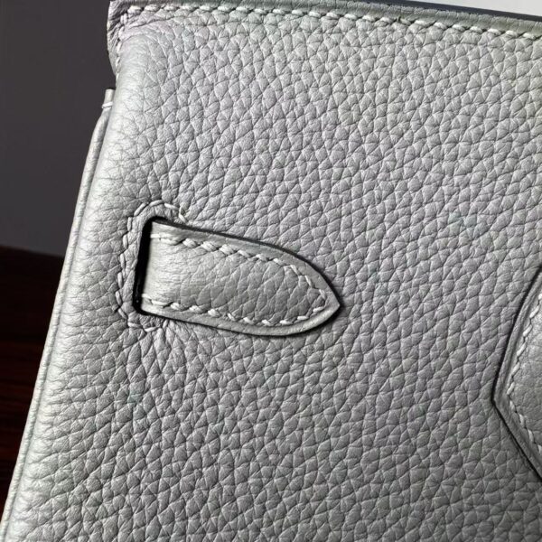 Birkin 25  Saddle stitch authentic hand-sewn in Colombe Grey Togo Leather with Silver Hardware Hand stitched Handcrafted