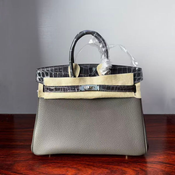 Birkin25 Hand stitched Handcrafted Graphite Grey,  Saddle stitch Niloticus Crocodile, Palladium Hardware authentic hand-sewn sophisticated