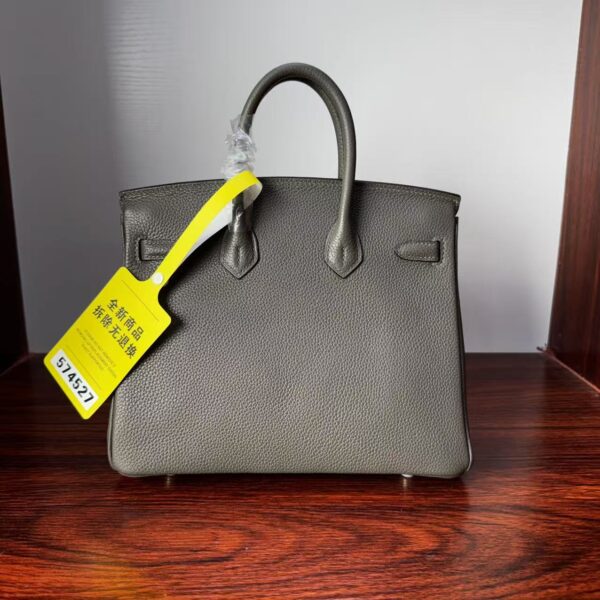 Birkin 25  Saddle stitch authentic hand-sewn Togo Leather in Cumulus Grey with Silver Hardware Hand stitched Handcrafted