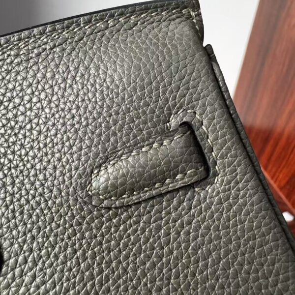 Birkin 25  Saddle stitch authentic hand-sewn Togo Leather in Cumulus Grey with Silver Hardware Hand stitched Handcrafted