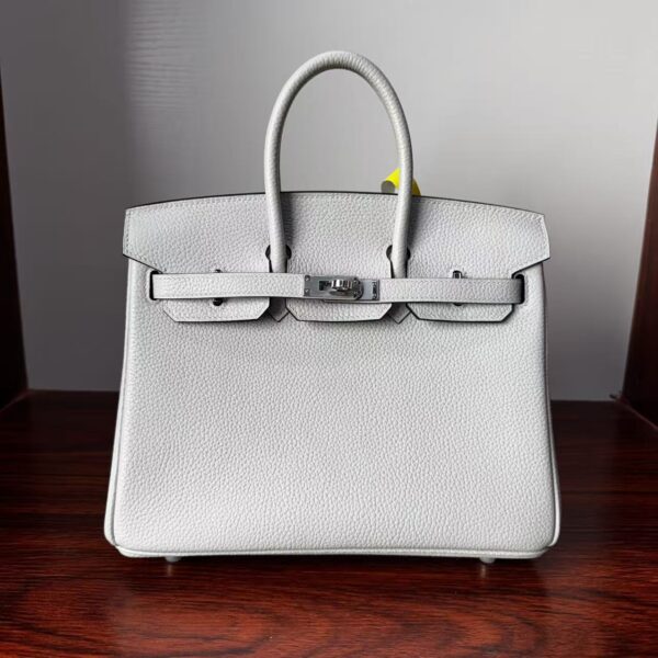 Birkin 25 Saddle stitch authentic hand-sewn in Gris Platine, Togo Leather, Silver Hardware Hand stitched Handcrafted 1 Birkin 25 Saddle stitch authentic hand-sewn in Gris Platine, Togo Leather, Silver Hardware Hand stitched Handcrafted
