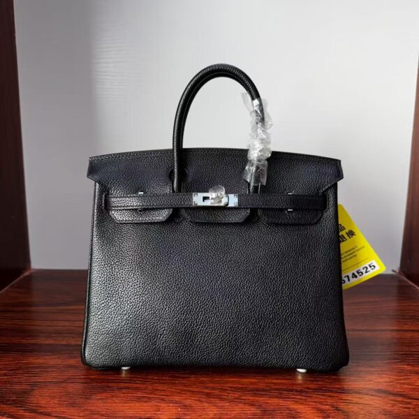 Birkin 25 Saddle stitch authentic hand-sewn Black Barenia Faubourg Saddle Leather Silver Hardware Hand stitched Handcrafted 1 Birkin 25 Saddle stitch authentic hand-sewn Black Barenia Faubourg Saddle Leather Silver Hardware Hand stitched Handcrafted